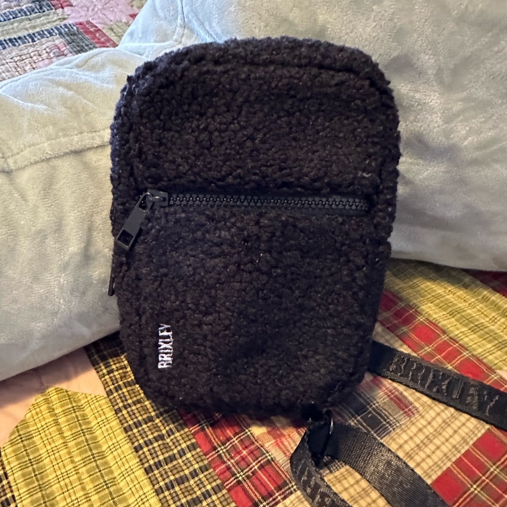 Brixley Sherpa crossbody sling